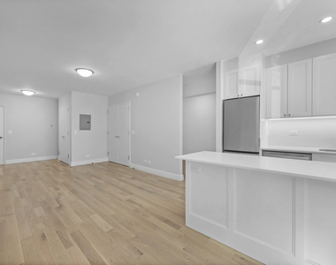 Studio in West Village - Photo Thumbnail 4