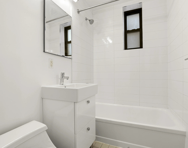 1BR in West Village - Photo Thumbnail 3