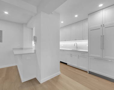 3BR in Upper East Side - Photo Thumbnail 2