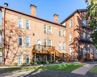 21 Idlewild Avenue - Photo Thumbnail 5