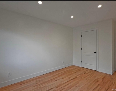 19-43 76th Street - Photo Thumbnail 7