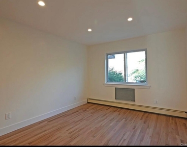 19-43 76th Street - Photo Thumbnail 4