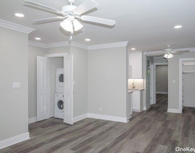 134 Covert Avenue - Photo Thumbnail 3