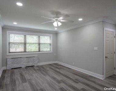 134 Covert Avenue - Photo Thumbnail 2