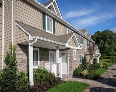 53 Cassa Loop - Photo Thumbnail 1