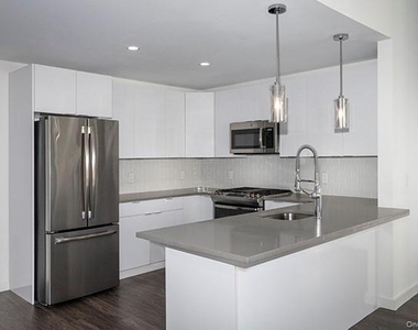 116 Searing Avenue - Photo Thumbnail 4