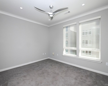 116 Searing Avenue - Photo Thumbnail 8