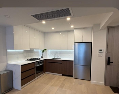 14449 Northern Boulevard - Photo Thumbnail 1