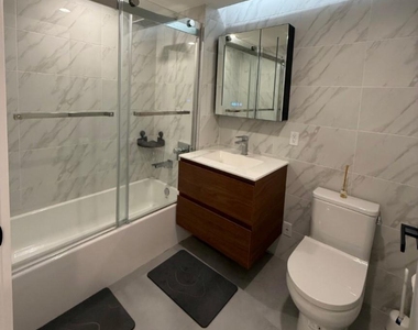 14449 Northern Boulevard - Photo Thumbnail 3