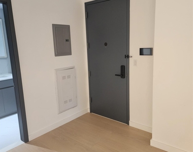 108-15 72 Avenue - Photo Thumbnail 7