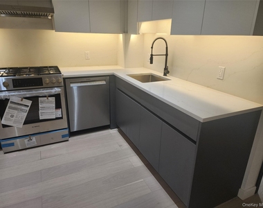 108-15 72 Avenue - Photo Thumbnail 6