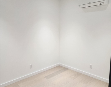 108-15 72 Avenue - Photo Thumbnail 15
