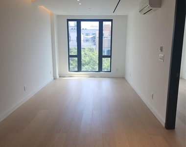 108-15 72 Avenue - Photo Thumbnail 10