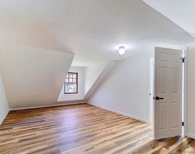 63 Fairview Avenue - Photo Thumbnail 24