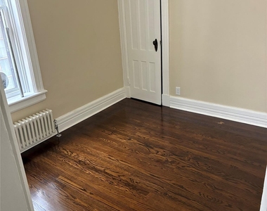 149 Chestnut Street - Photo Thumbnail 7