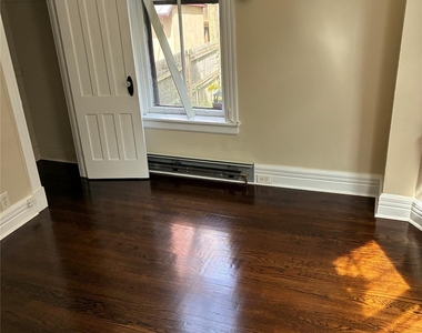 149 Chestnut Street - Photo Thumbnail 8
