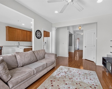30 Banbury Way - Photo Thumbnail 8