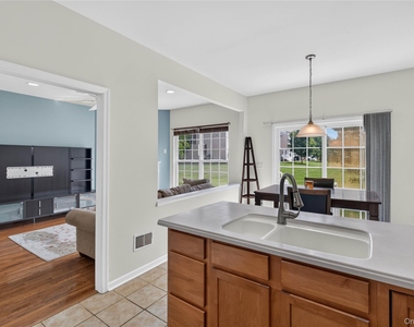 30 Banbury Way - Photo Thumbnail 18