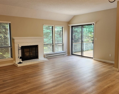 578 Heritage Hills - Photo Thumbnail 4