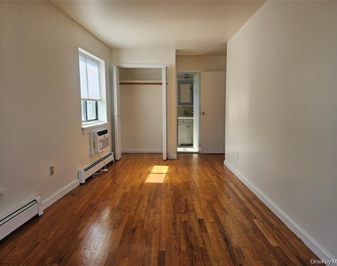 39-22 211th Street - Photo Thumbnail 2