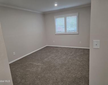 123 Victory Way - Photo Thumbnail 10