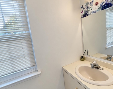 29 Albury Way - Photo Thumbnail 8