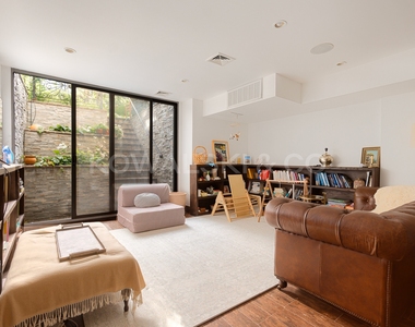 336 10th Street - Photo Thumbnail 11