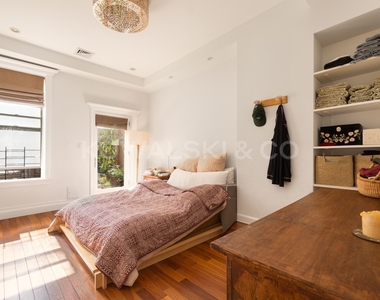 336 10th Street - Photo Thumbnail 8