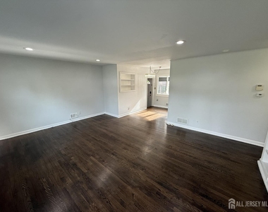 35 Maplewood Avenue - Photo Thumbnail 1