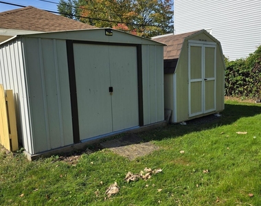 53 Ford Avenue - Photo Thumbnail 14