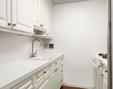 303 E 57th Street - Photo Thumbnail 1