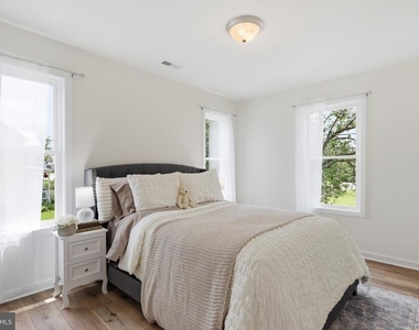 242 Blue Ridge Avenue - Photo Thumbnail 20