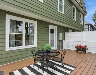 242 Blue Ridge Avenue - Photo Thumbnail 34
