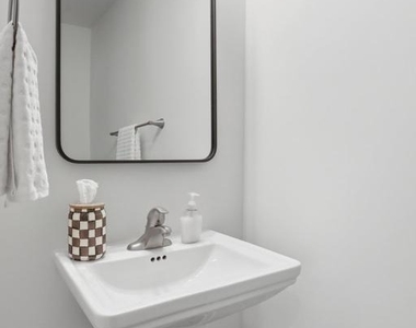 242 Blue Ridge Avenue - Photo Thumbnail 19