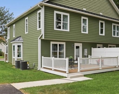 242 Blue Ridge Avenue - Photo Thumbnail 37