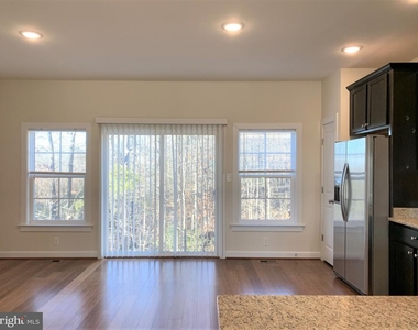 56 Andrews Place - Photo Thumbnail 4