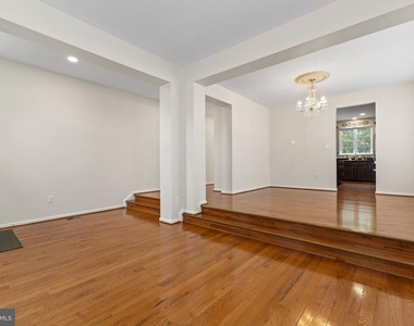 6 Charter Gate Drive - Photo Thumbnail 1