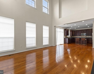 6 Charter Gate Drive - Photo Thumbnail 6