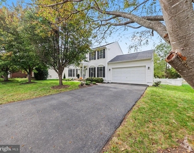 123 Hunton Drive - Photo Thumbnail 1