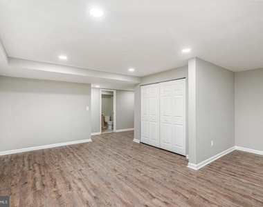 10701 Houck Drive - Photo Thumbnail 24