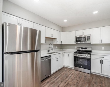 10701 Houck Drive - Photo Thumbnail 5