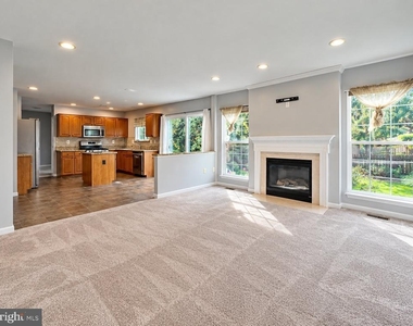 14263 Town Commons Way - Photo Thumbnail 7
