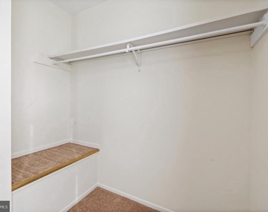 2821 Madeira Court - Photo Thumbnail 22