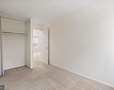 2821 Madeira Court - Photo Thumbnail 11