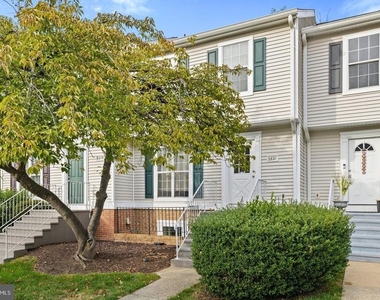 2821 Madeira Court - Photo Thumbnail 33