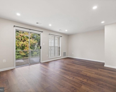 2821 Madeira Court - Photo Thumbnail 39