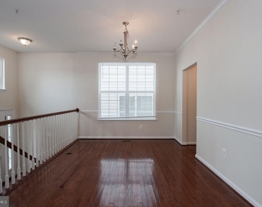 3401 Eagle Drive - Photo Thumbnail 5