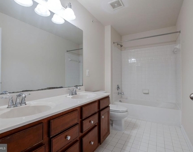3401 Eagle Drive - Photo Thumbnail 36