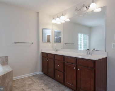 3401 Eagle Drive - Photo Thumbnail 27