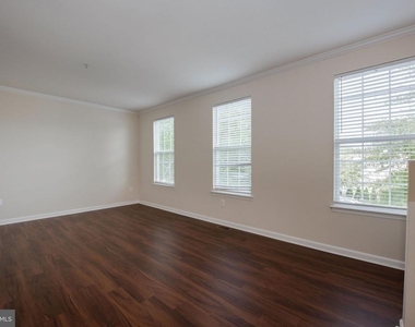3401 Eagle Drive - Photo Thumbnail 6